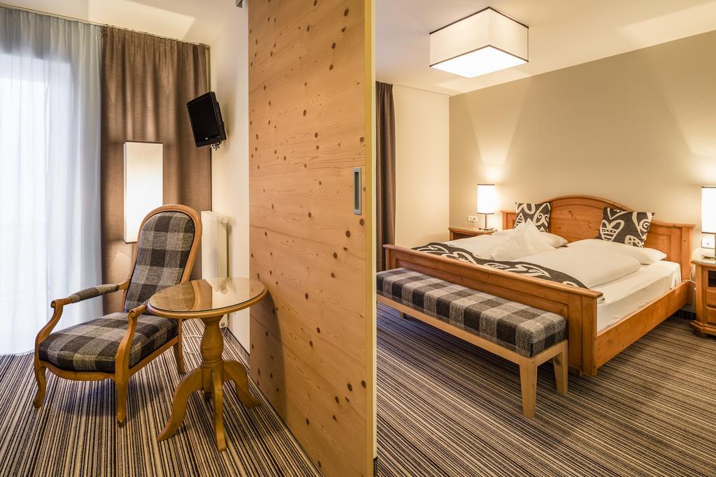 ברסאנונה The Vista Hotel מראה חיצוני תמונה
